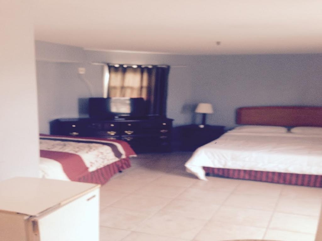 Hotel Charlee Sea Breeze Beach-Suites ซีไซด์ไฮทส์ ภายนอก รูปภาพ