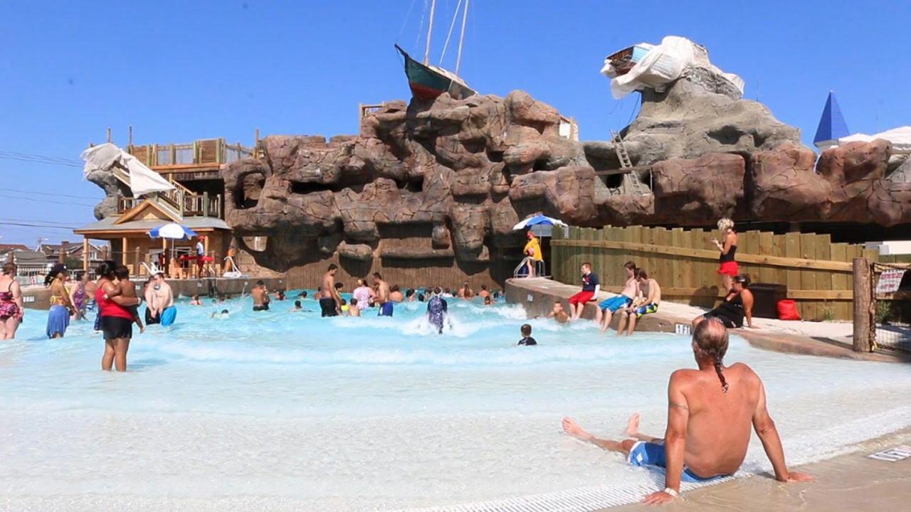 Hotel Charlee Sea Breeze Beach-Suites ซีไซด์ไฮทส์ ภายนอก รูปภาพ
